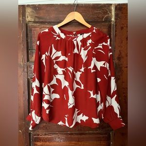 Ann Taylor flowy blouse